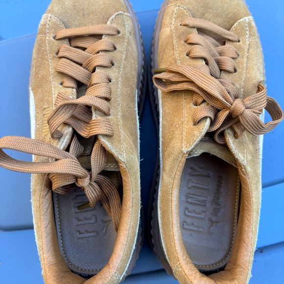 PUMA Fenty by Rihanna Suede Cleated Creeper - Picture 5 of 5